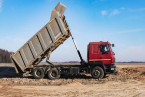 Blog 14 caminhão basculante